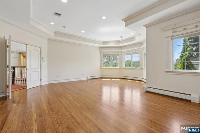 47 Cortland Trail, Mahwah, NJ 07430