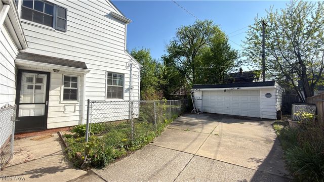 3074 Keswick Road, Shaker Heights, OH 44120