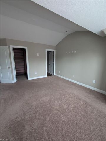 4452 Harlesden DR, Virginia Beach, VA 23462