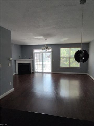 4452 Harlesden DR, Virginia Beach, VA 23462
