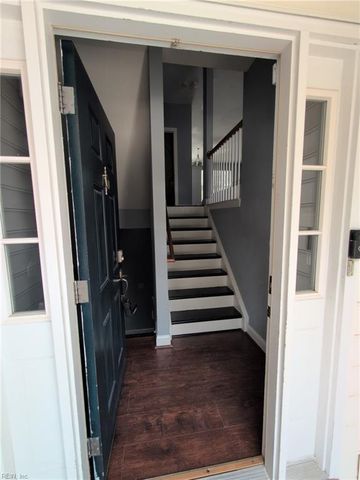 4452 Harlesden DR, Virginia Beach, VA 23462