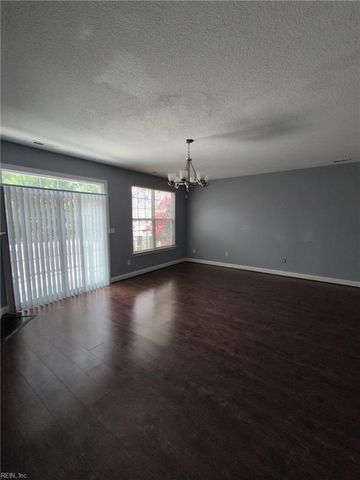4452 Harlesden DR, Virginia Beach, VA 23462