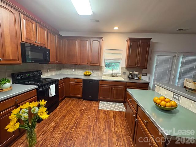 10979 Princeton Village Drive, Charlotte, NC 28277