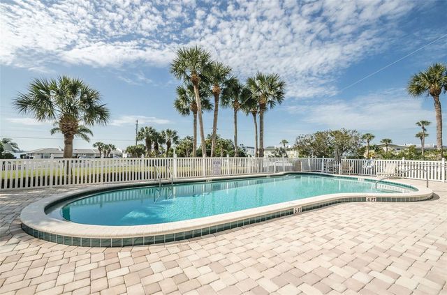 2530 GARY CIRCLE 802, Dunedin, FL 34698