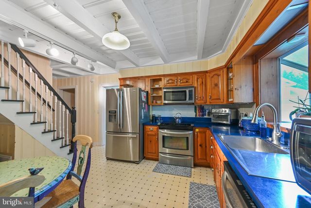 800 CAMDEN AVE, Salisbury, MD 21801