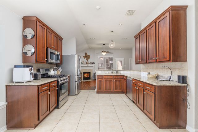 2408 Geneva Lane, Mckinney, TX 75072