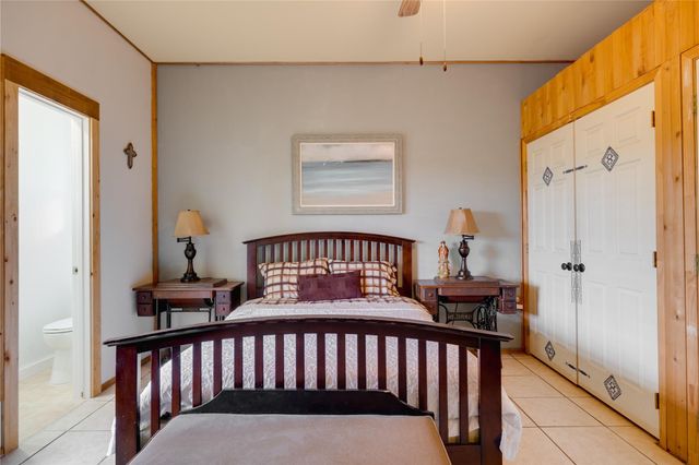 5652 SW An County Rd 2202, Palestine, TX 75803