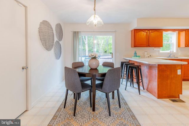 2024 EVANSDALE DR, Hyattsville, MD 20783
