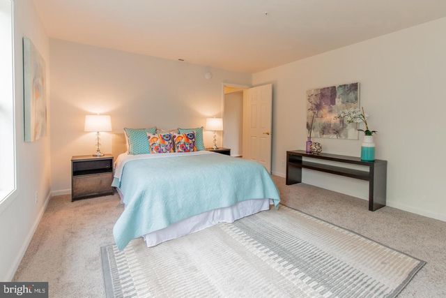 2024 EVANSDALE DR, Hyattsville, MD 20783