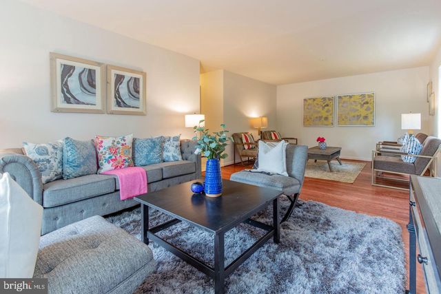 2024 EVANSDALE DR, Hyattsville, MD 20783