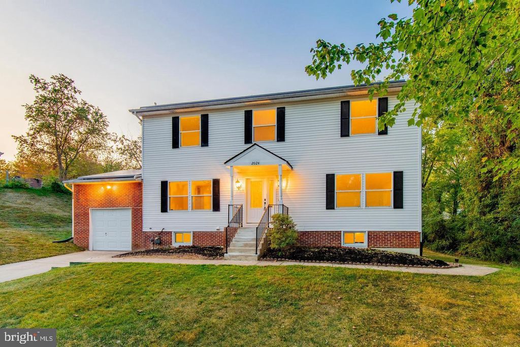 2024 EVANSDALE DR, Hyattsville, MD 20783