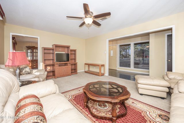 3040 Pabst Road, Ocean Springs, MS 39564