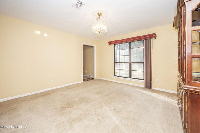 3040 Pabst Road, Ocean Springs, MS 39564