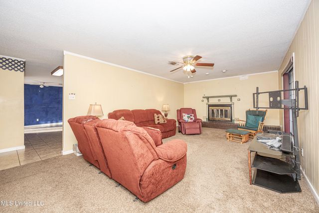 3040 Pabst Road, Ocean Springs, MS 39564