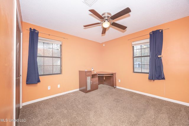 3040 Pabst Road, Ocean Springs, MS 39564