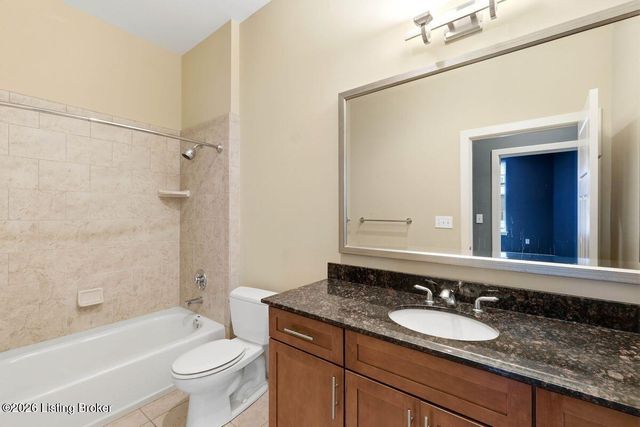 324 E Main St 327, Louisville, KY 40202