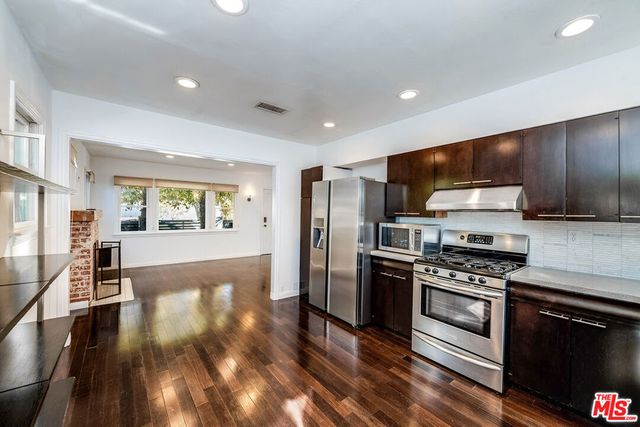 7722 Clinton Street, Los Angeles, CA 90036