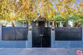 7722 Clinton Street, Los Angeles, CA 90036