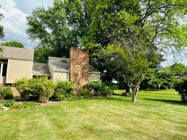 1587 N Rustic Drive, La Porte, IN 46350