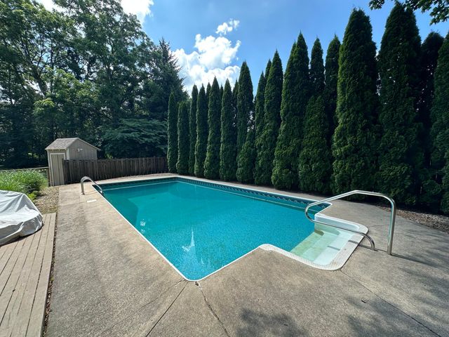1587 N Rustic Drive, La Porte, IN 46350