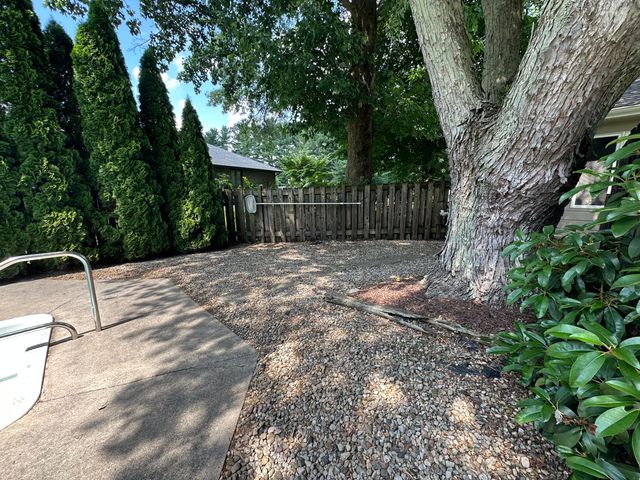 1587 N Rustic Drive, La Porte, IN 46350