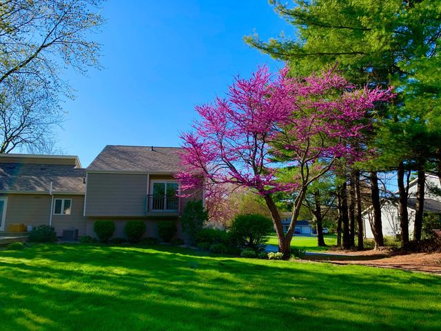 1587 N Rustic Drive, La Porte, IN 46350