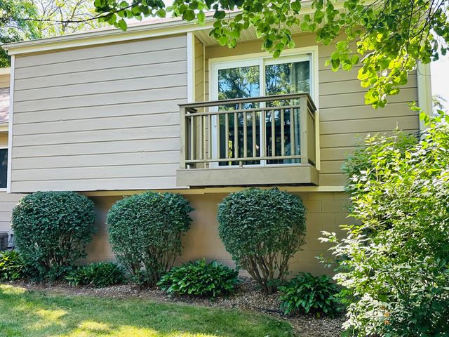 1587 N Rustic Drive, La Porte, IN 46350