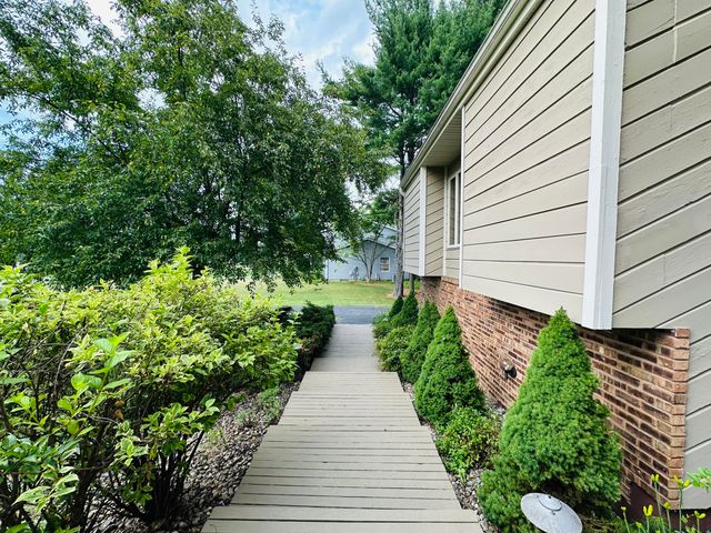 1587 N Rustic Drive, La Porte, IN 46350