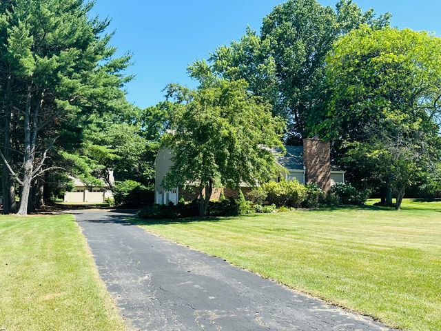 1587 N Rustic Drive, La Porte, IN 46350