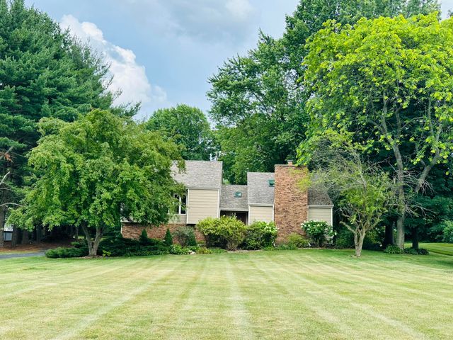 1587 N Rustic Drive, La Porte, IN 46350