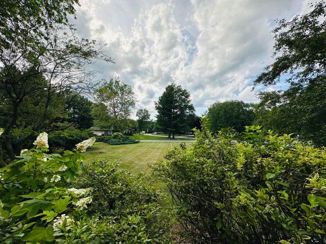 1587 N Rustic Drive, La Porte, IN 46350