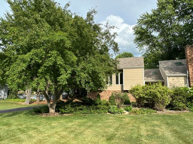 1587 N Rustic Drive, La Porte, IN 46350