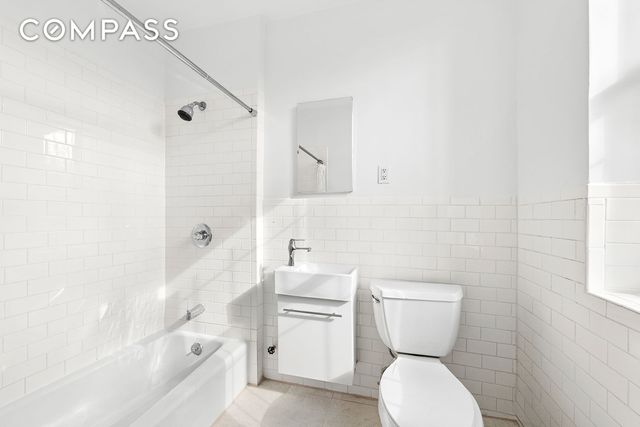 293 Tompkins Avenue, New York City, NY 11221
