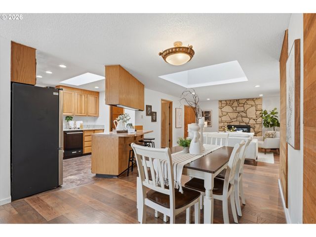 20855 Sw 90TH Ave, Tualatin, OR 97062