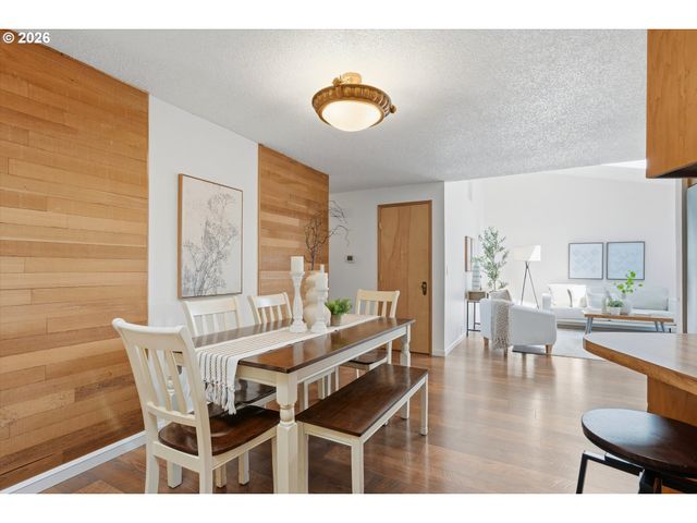 20855 Sw 90TH Ave, Tualatin, OR 97062