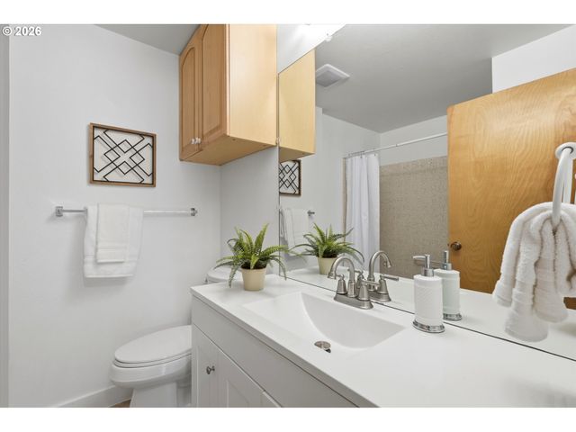 20855 Sw 90TH Ave, Tualatin, OR 97062