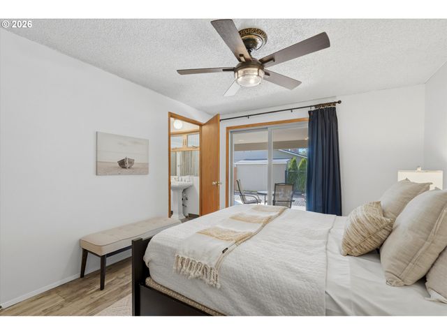 20855 Sw 90TH Ave, Tualatin, OR 97062