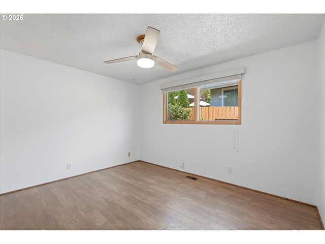 20855 Sw 90TH Ave, Tualatin, OR 97062