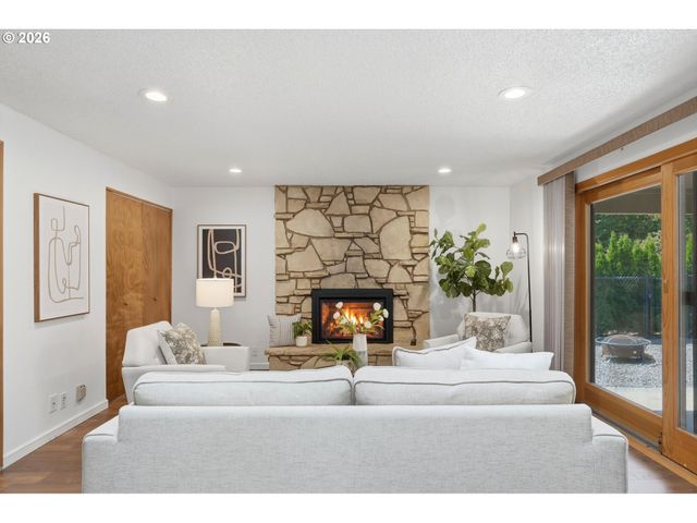 20855 Sw 90TH Ave, Tualatin, OR 97062