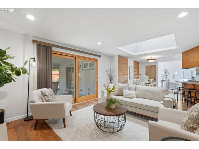 20855 Sw 90TH Ave, Tualatin, OR 97062