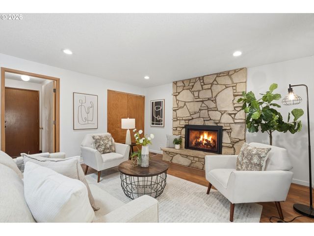 20855 Sw 90TH Ave, Tualatin, OR 97062