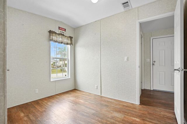 8333 SE Sandy Lane, Hobe Sound, FL 33455