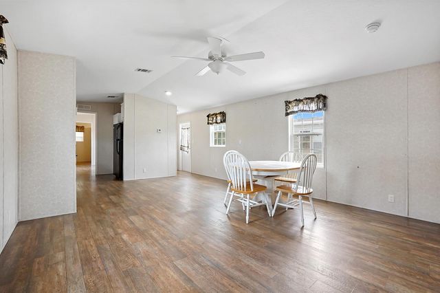 8333 SE Sandy Lane, Hobe Sound, FL 33455