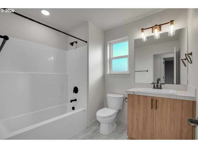 16113 Barlow Trail Ln, Oregon City, OR 97045