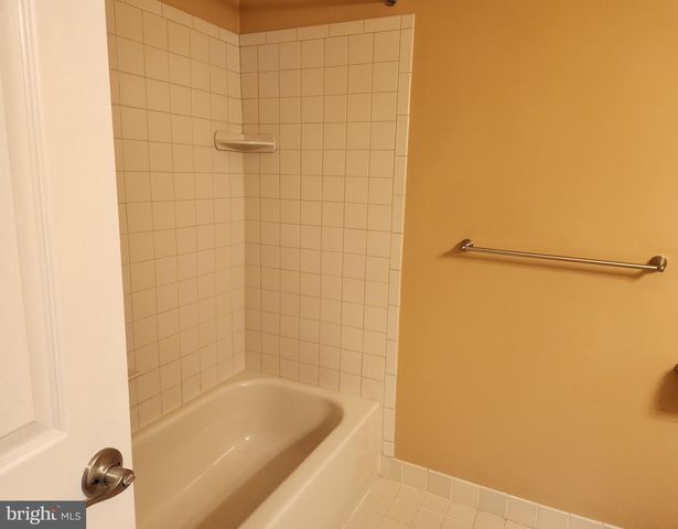 449 OAKMONT CT, Harleysville, PA 19438