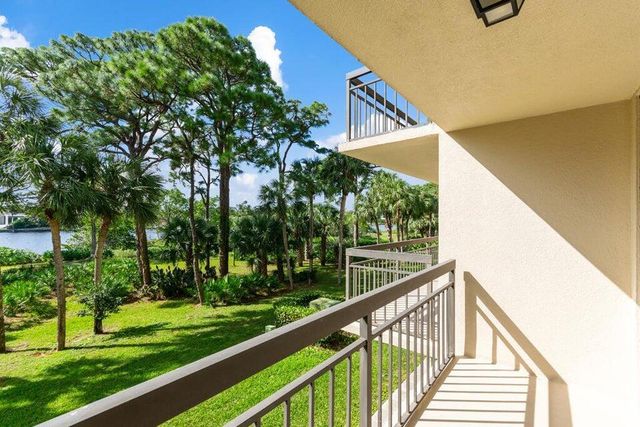 2101 Marina Isle Way 203, Jupiter, FL 33477