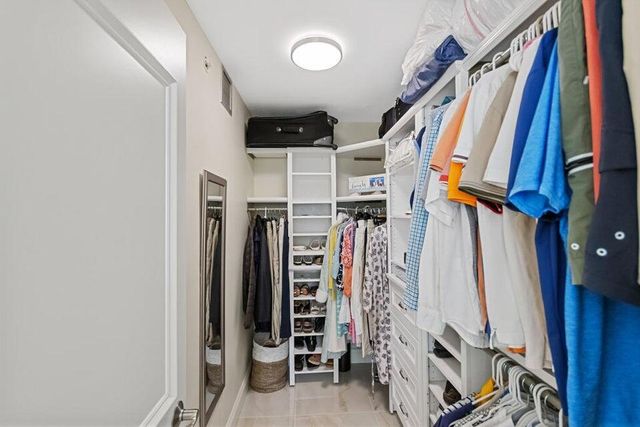 2101 Marina Isle Way 203, Jupiter, FL 33477
