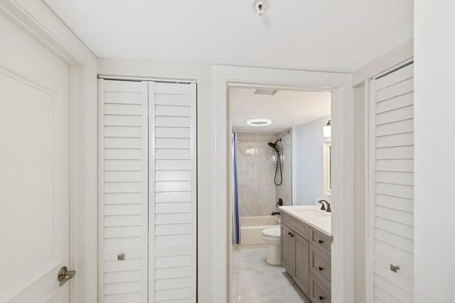 2101 Marina Isle Way 203, Jupiter, FL 33477
