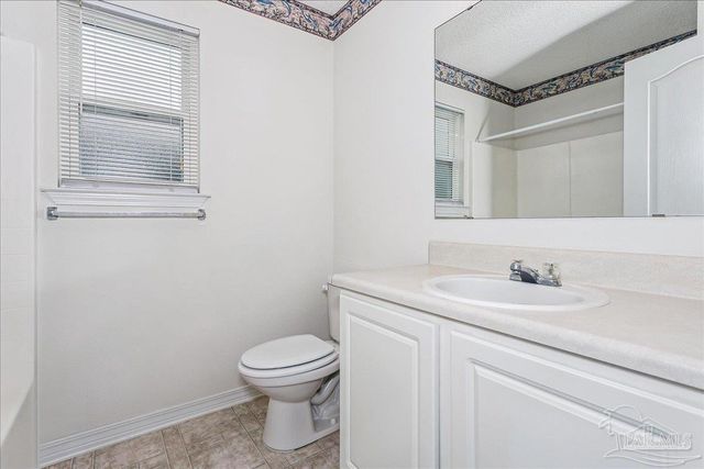 5594 Fawn Ridge Dr, Gulf Breeze, FL 32563