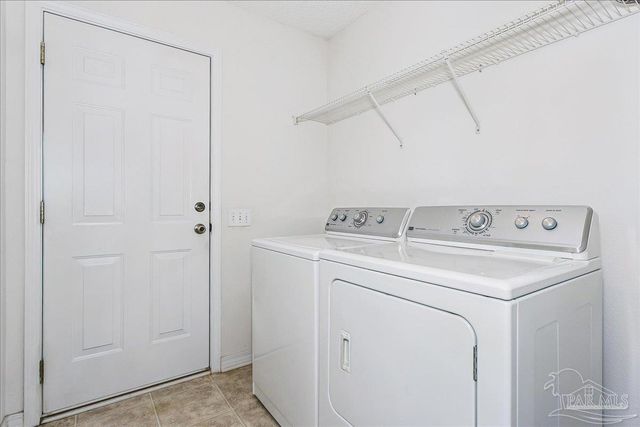 5594 Fawn Ridge Dr, Gulf Breeze, FL 32563